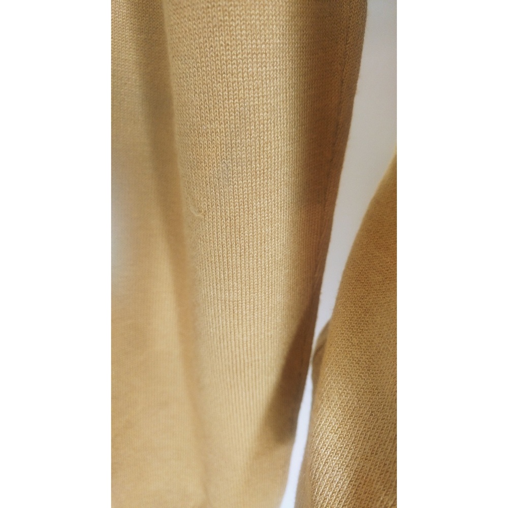 🆕Mustard Knit Turtleneck Sweater - Picture 7 of 7